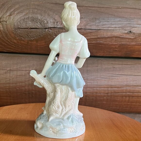 Vintage Handmade Lenwile Ardalt Art Ware Girl Holding Bird Porcelain Figurine - Picture 3 of 6